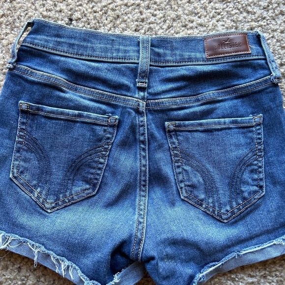 Hollister women’s jeans shorts mid rise 3 inches soft stretch size 1 25 - Picture 4 of 4